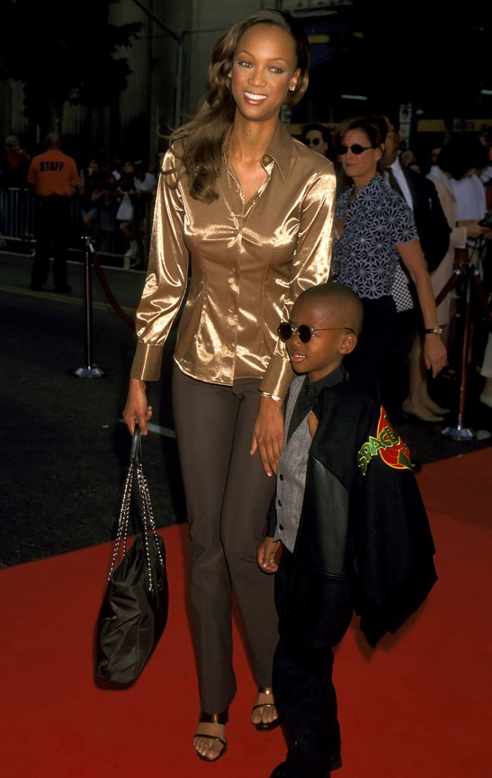 1996-1110-Space-Jam-premiere-Tyra-Banks.jpg